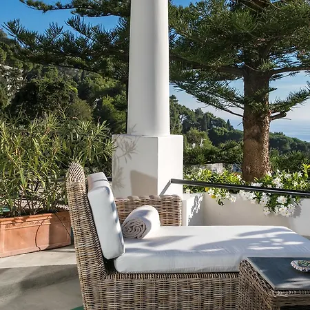 La Minerva Capri