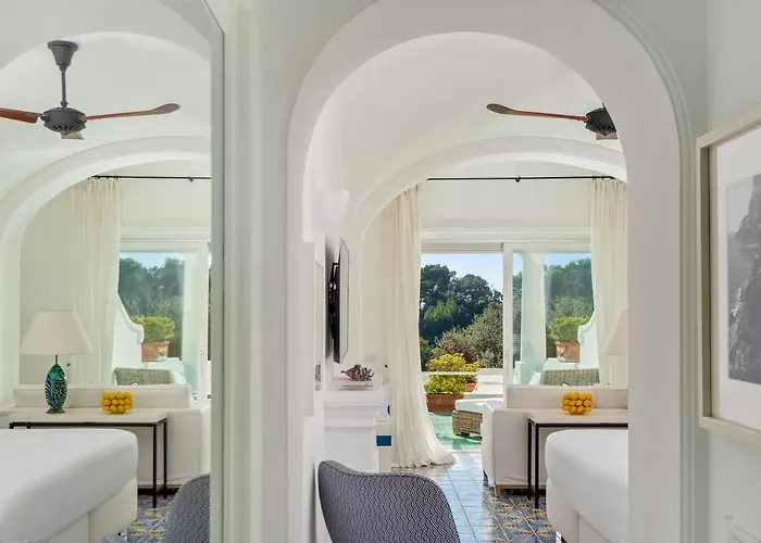 La Minerva Отель