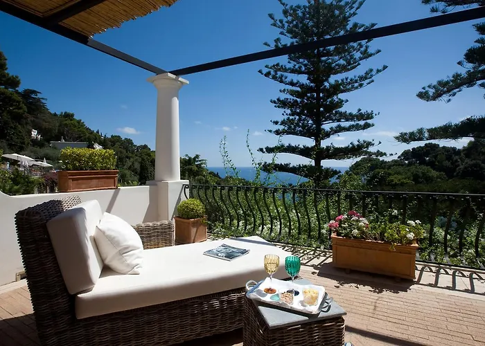 Отель La Minerva 5*