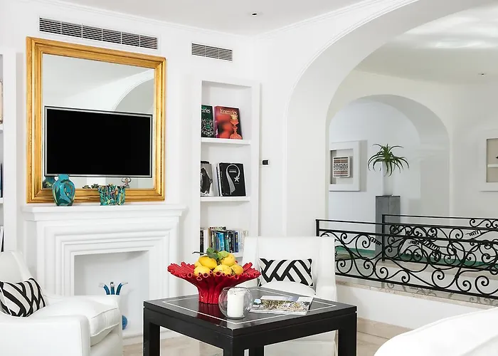 La Minerva Капри